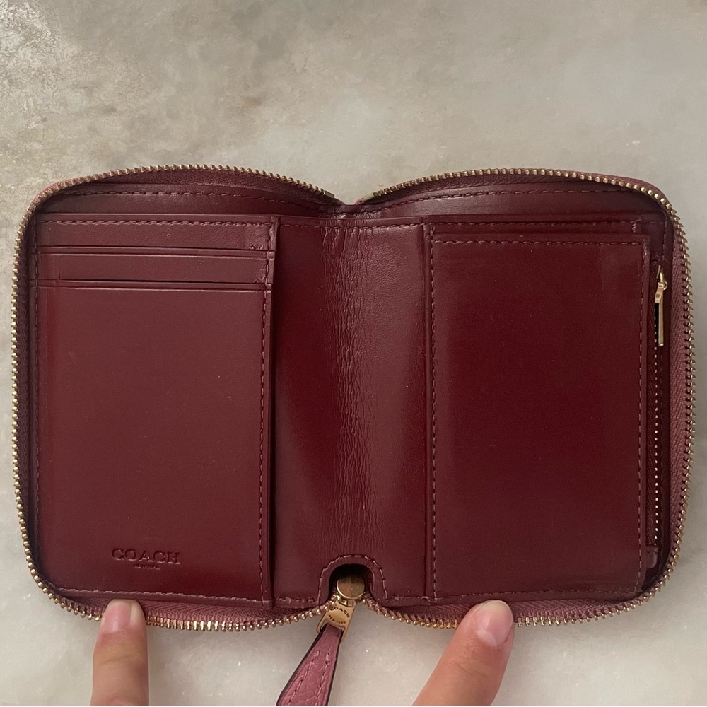 Pink Customized Wallet - Picture 3 of 5